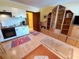 Köök või kööginurk majutusasutuses Apartment in Bad Mitterndorf - Steiermark 41628