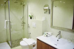 Phòng tắm tại The Secure Inn Hotel Muscat