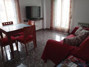 A television and/or entertainment centre at Bella vista