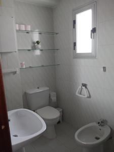 A bathroom at Bella vista