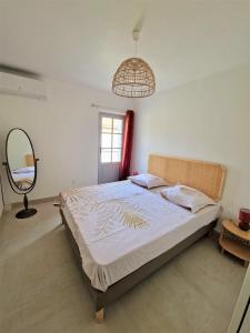 Zdjęcie z galerii obiektu Jolie petite maison de ville dans le centre ancien w mieście Arles +2 zdjęcia