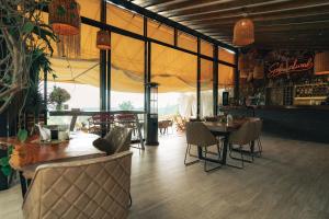 TEVA Glamping & Retreat的休息区
