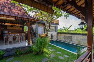 Hồ bơi trong/gần Oemah Joglo Bali