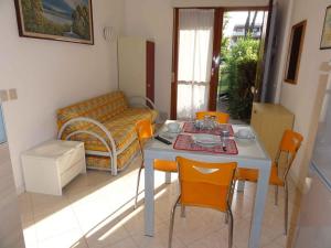 A seating area at Apartment in Bibione 38289