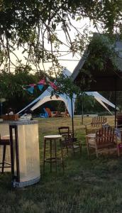 Ogród w obiekcie Camping La Petite Houmée