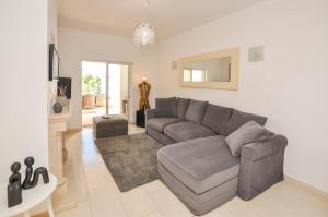Χώρος καθιστικού στο Albufeira Townhouses by OCvillas
