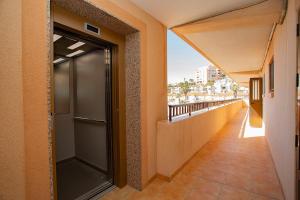 Balkón nebo terasa v ubytování 106 Economy Sea View - Alicante Holiday