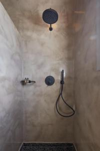 Vannituba majutusasutuses Allure Breeze Suites