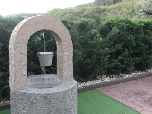 A garden outside Holiday Home El Brezal