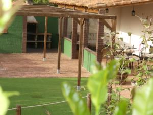 A garden outside Holiday Home El Brezal