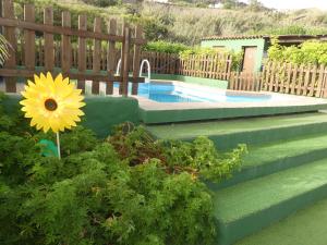 The swimming pool at or close to Holiday Home El Brezal