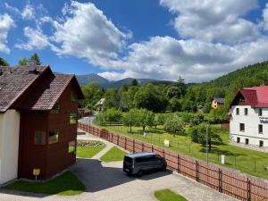 Výhľad na hory alebo výhľad na hory priamo z apartmánu