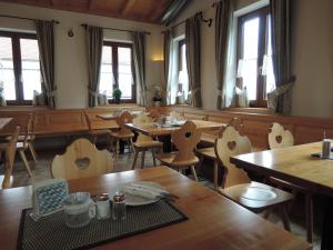Restaurace v ubytování Gasthof Stocker
