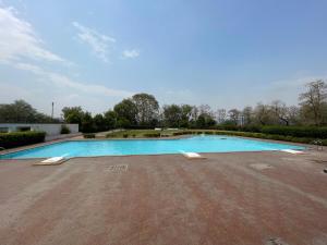 Bazén v ubytování Samruddhi S1 homestay garden villa or S3 nebo v jeho okolí