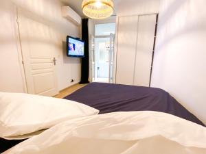 Postel nebo postele na pokoji v ubytování Superbe T2 calme & confortable - très bien situé!