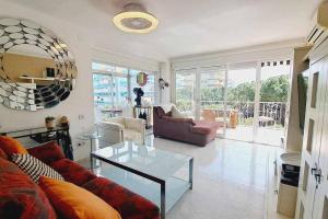 Posedenie v ubytovaní Apartamentos Saint Malo Familidays