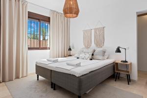 Fotografie z fotogalerie ubytování Lux villa with private pool near the beach by Costarentals - Ref 55 v destinaci Mijas Costa