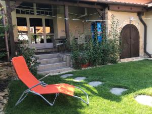 Vonkajšia záhrada v ubytovaní Vino Apartman
