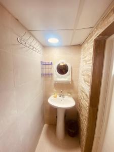 Vonios kambarys apgyvendinimo įstaigoje Farmhouse One Bedroom Attached Bathroom