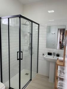 Koupelna v ubytování Apartamento Los Naranjos de Santa Justa + 24 fotografií