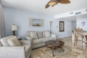 A seating area at Beach Front 18th Flr, Best Ocean View, New Upgrades