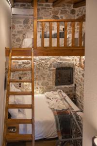 Postel nebo postele na pokoji v ubytování Stefanis Guest House
