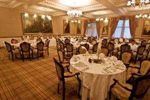 Restaurant o un lloc per menjar a Duke Of Gordon Hotel