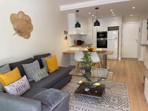 Kuchyňa alebo kuchynka v ubytovaní Suite 208, Close to the beach, 2 bedroom,Golden Mile