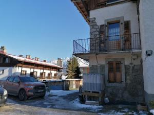 Budynek, w którym mieści się apartament