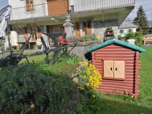 Budynek, w którym mieści się apartament