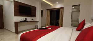 Galeriebild der Unterkunft LEELA BIZOTEL in Junagadh