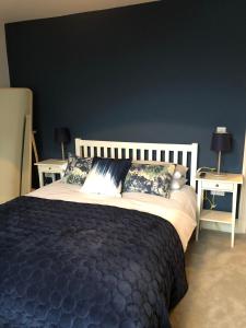 4 Quay View, Looe客房内的一张或多张床位