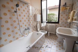 Ванная комната в La casa dei pini