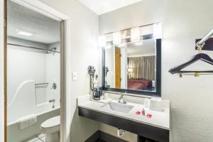 Gallery image of Econo Lodge in Crestview