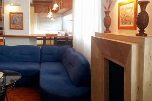 バクーにあるSea View Apartment in the Center of Baku!のギャラリーの写真 +27枚の写真