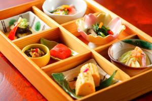 Makanan di atau berdekatan ryokan