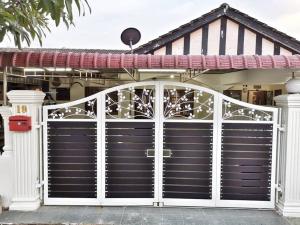 Ảnh trong thư viện ảnh của Zaref Homestay Pasir Gudang @ Taman Mawar ở Pasir Gudang