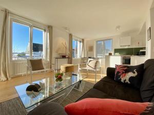 Kuchyňa alebo kuchynka v ubytovaní Appartement proche plage avec vue mer