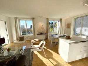 Posedenie v ubytovaní Appartement proche plage avec vue mer