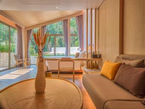 Hotel MYS Khao Yai的休息区