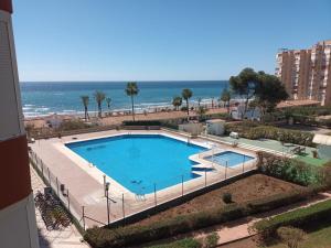 Výhled na bazén z ubytování Torrox Costa Mar nebo okolí