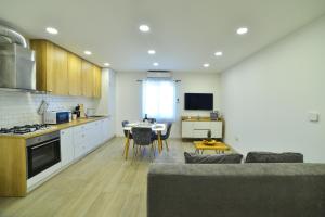 Kuchyň nebo kuchyňský kout v ubytování Apartment Maris Sinj + 16 fotografií