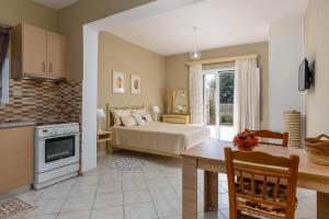 Kuchyňa alebo kuchynka v ubytovaní Nikos & Vassilis apartments Kefalonia