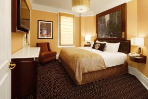 Katil atau katil-katil dalam bilik di The Algonquin Hotel Times Square, Autograph Collection