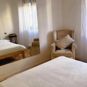 Postel nebo postele na pokoji v ubytování Hermoso apartamento a escasos metros de la playa