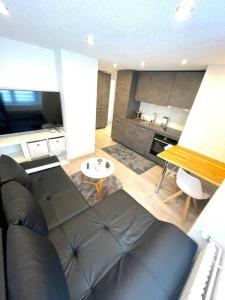 Posezení v ubytování Schöne Wohnung in Unterterzen am schönen Walensee