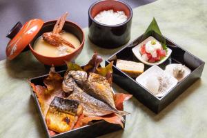 Φαγητό σε αυτό το ryokan ή κάπου εκεί κοντά