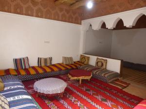 A seating area at Gîte Assafar