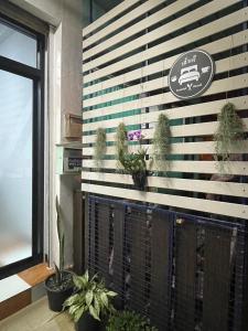 เส้นดี โฮสเทล Sendee Hostel tanúsítványa, márkajelzése vagy díja