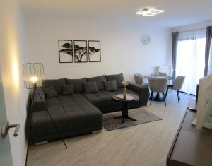 Afbeelding uit fotogalerij van Ferienwohnung DNA in Friedrichshafen